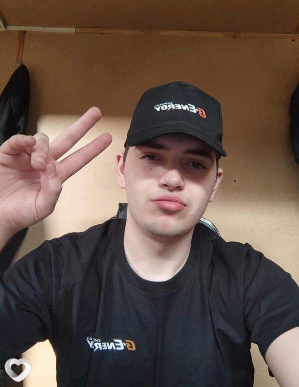 Артём, 22, Набережных Челнах — анкета №3294325