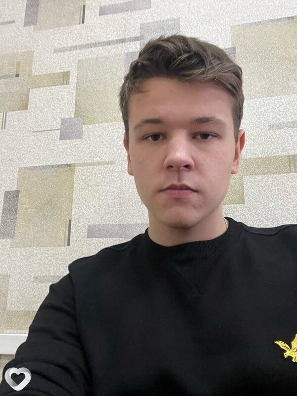 Илья, 19, Перми — анкета №3293717