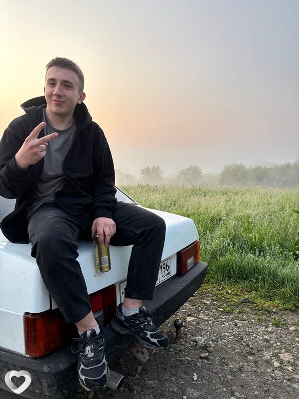 Артём, 22, Тюмени — анкета №3293922