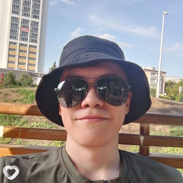 Артём, 20, Электростали — анкета №3294808