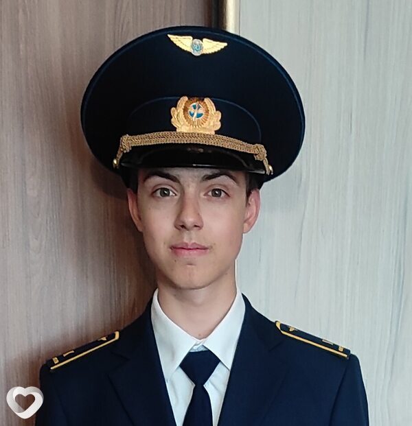 Данил, 19, Омске — анкета №3295390