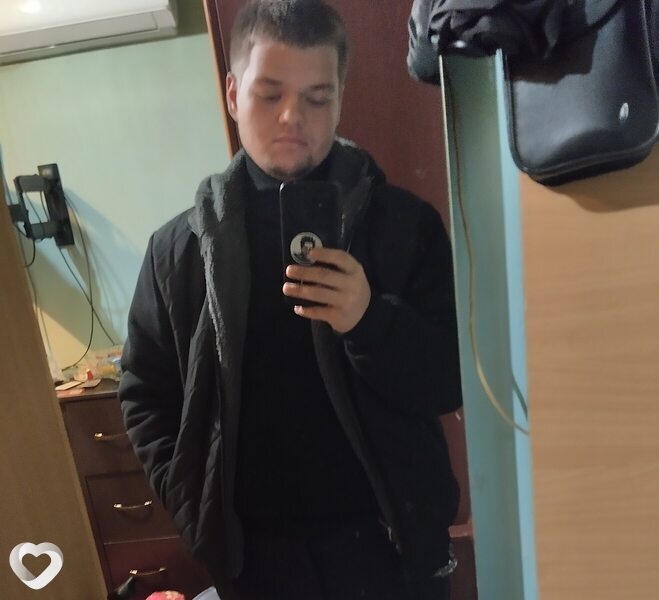 Виктор, 22, Краснодаре — анкета №3296981