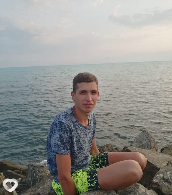 Александр, 31, Звереве — анкета №3296983