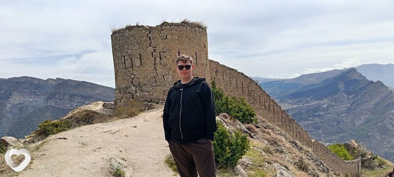 Артём, 20, Саратове — анкета №3297050