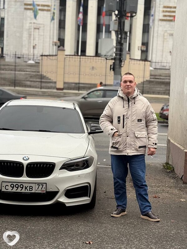 Максим, 21, Москве — анкета №3297234
