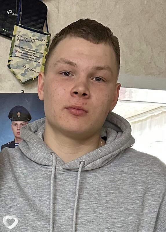 Кирилл, 21, Феодосии — анкета №3297349