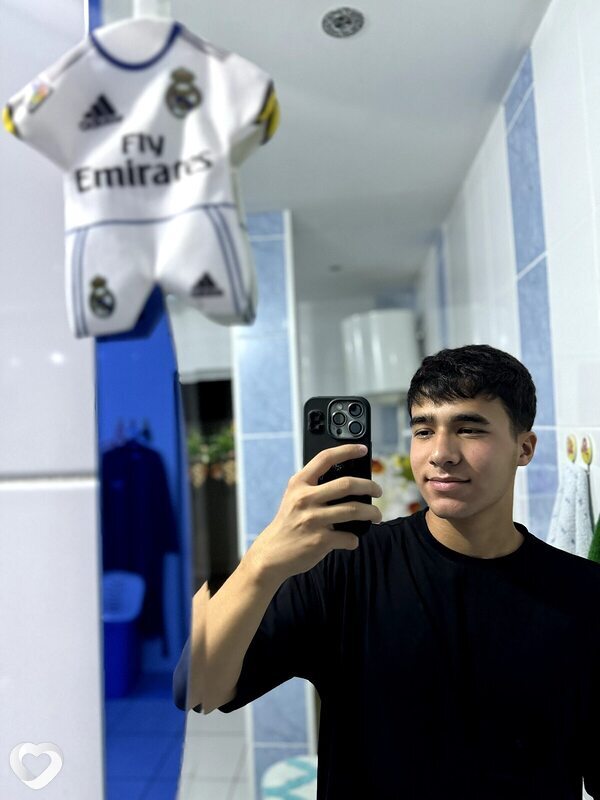 Emir, 18, Минске — анкета №3298061