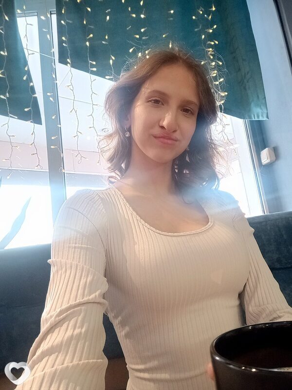 Мария, 19, Ачинске — анкета №3298528