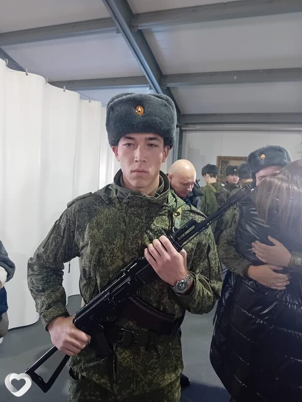 Владислав, 19, Чите — анкета №3299210