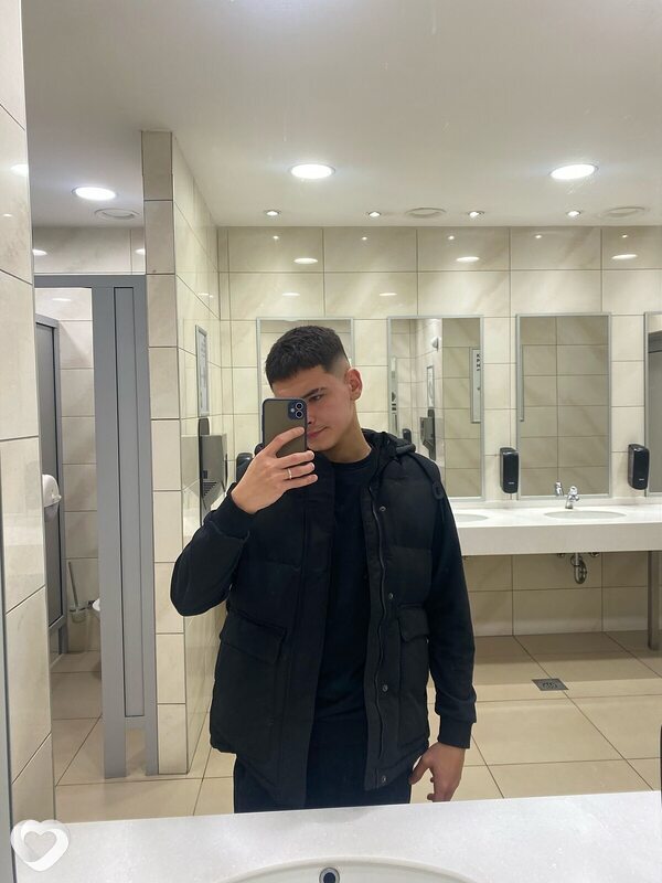 Алекс, 23, Клине — анкета №3299214