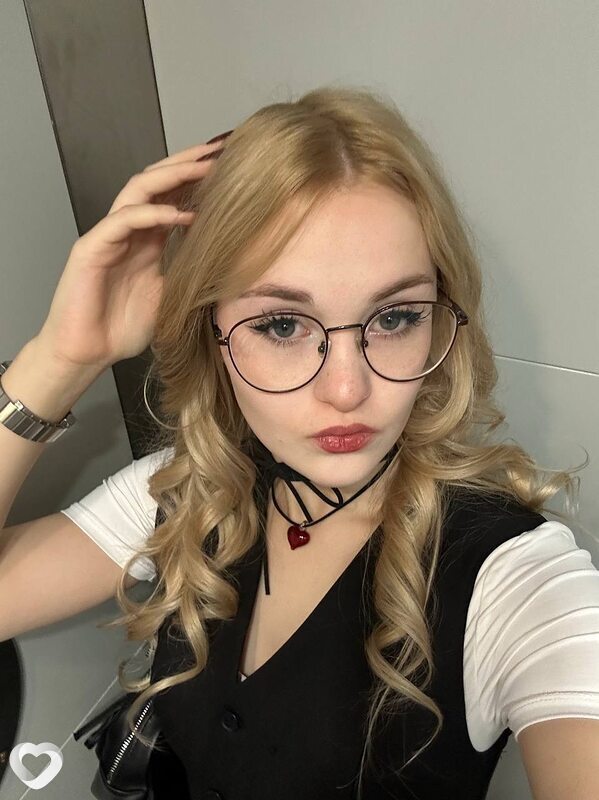 Елизавета, 18, Москве — анкета №3299996