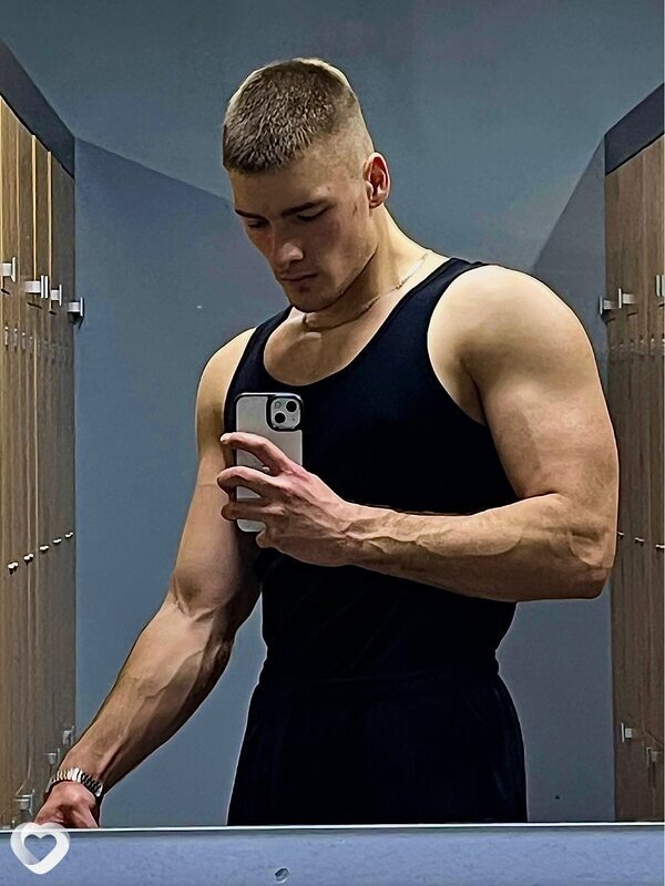 Ambrose, 22, Владимире — анкета №3300107