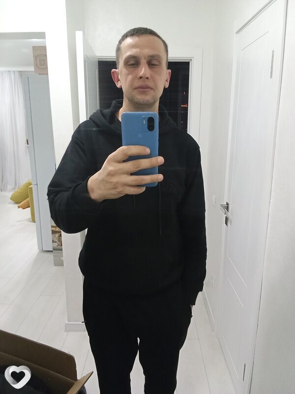 Артём, 37, Краснодаре — анкета №3300131