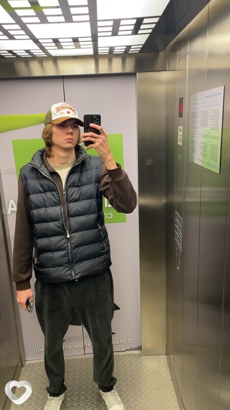 Александр, 22, Москве — анкета №3300872