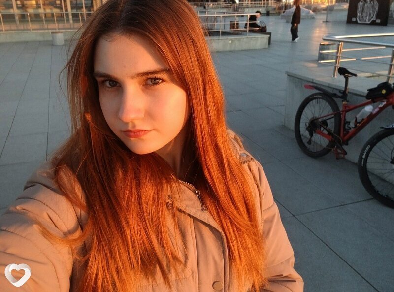 Яна, 19, Санкт-Петербурге — анкета №3301163