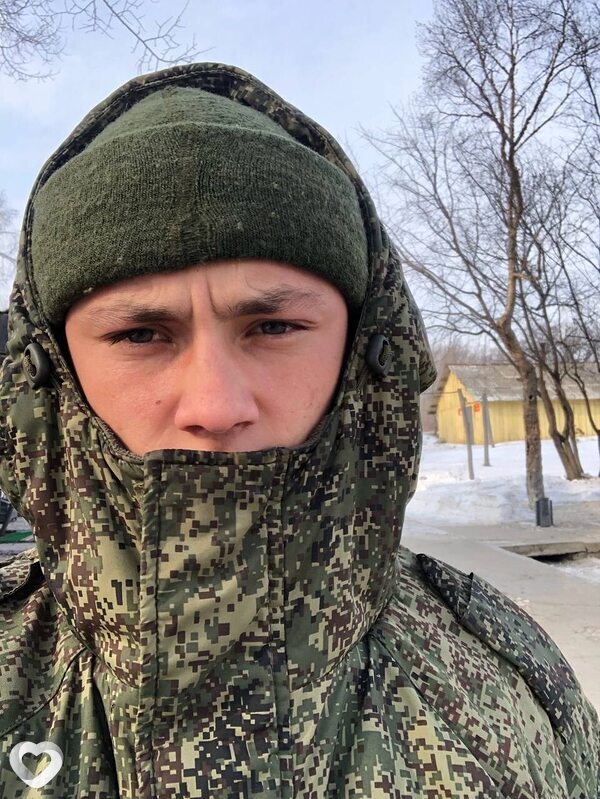Максим, 23, Бийске — анкета №3301456