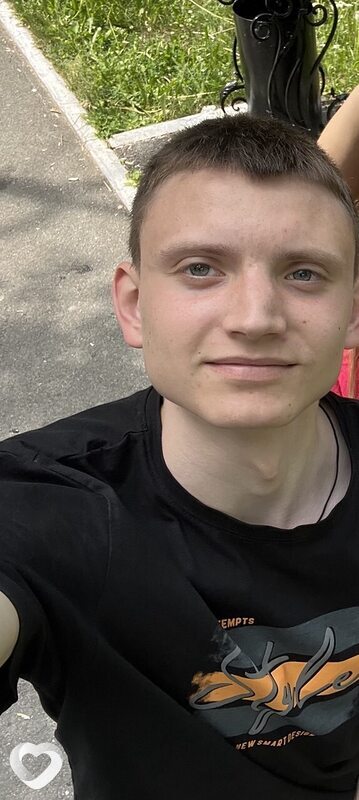 Александр, 20, Миассе — анкета №3301876