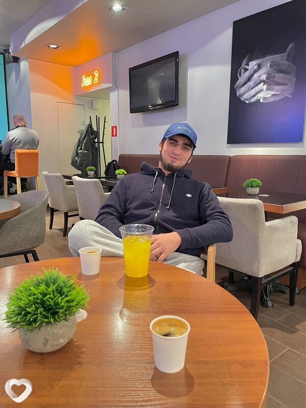 Deni, 23, Москве — анкета №3302333