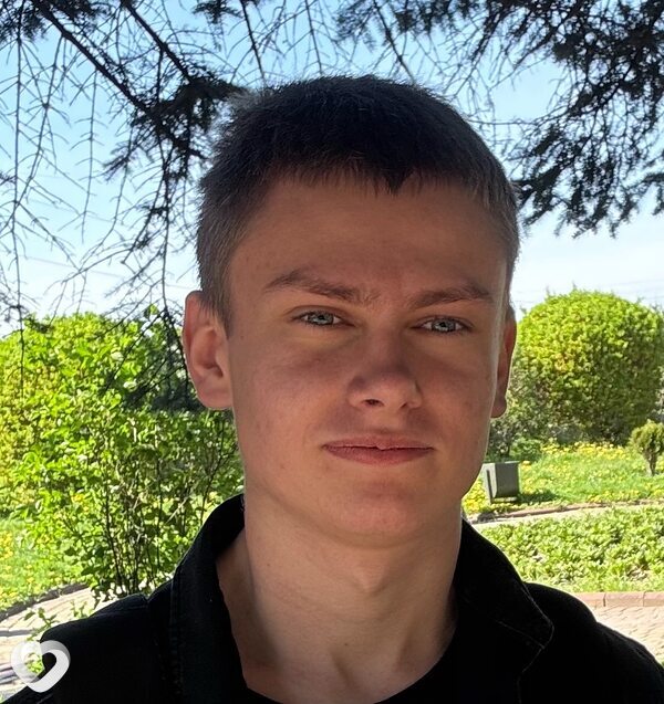 Максим, Нововолынск