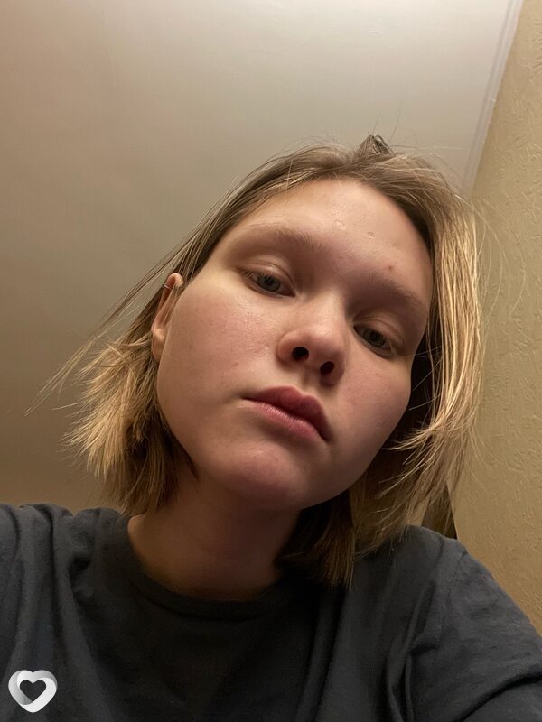 Алёна, 19, Нягани — анкета №3302626