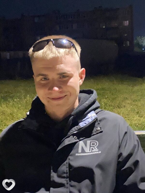 Кирилл, 20, Солигорске — анкета №3303057