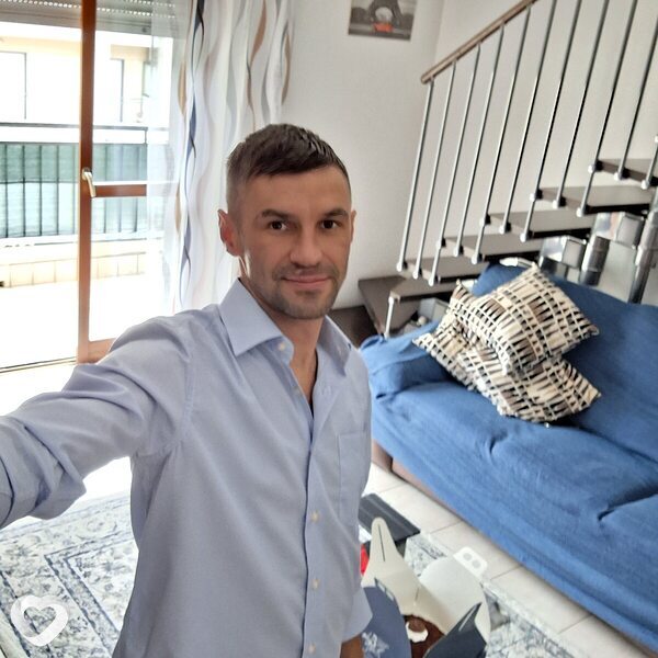 Alex, 37, Беневенто — анкета №3303476
