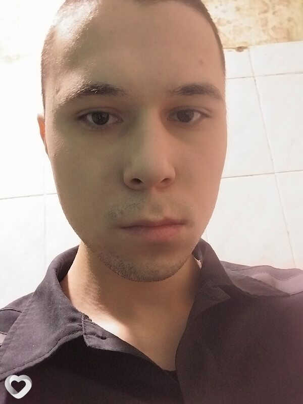 Артём, 22, Томске — анкета №3303276