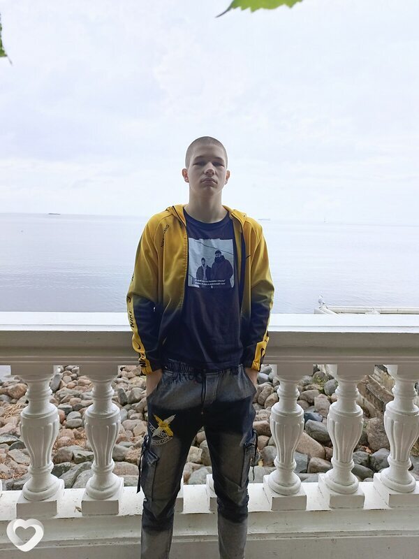 Женя, 18, Дмитрове — анкета №3303604