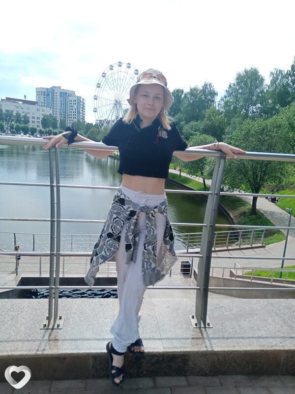 Александра, 20, Кирове — анкета №3304489