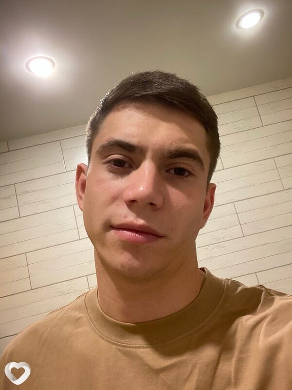 Виталий, 24, Томске — анкета №3307190