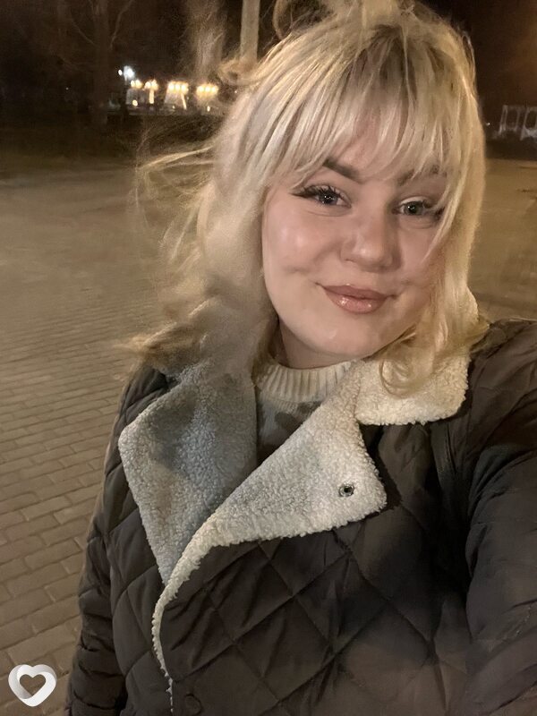 Виктория, 24, Барнауле — анкета №3307943