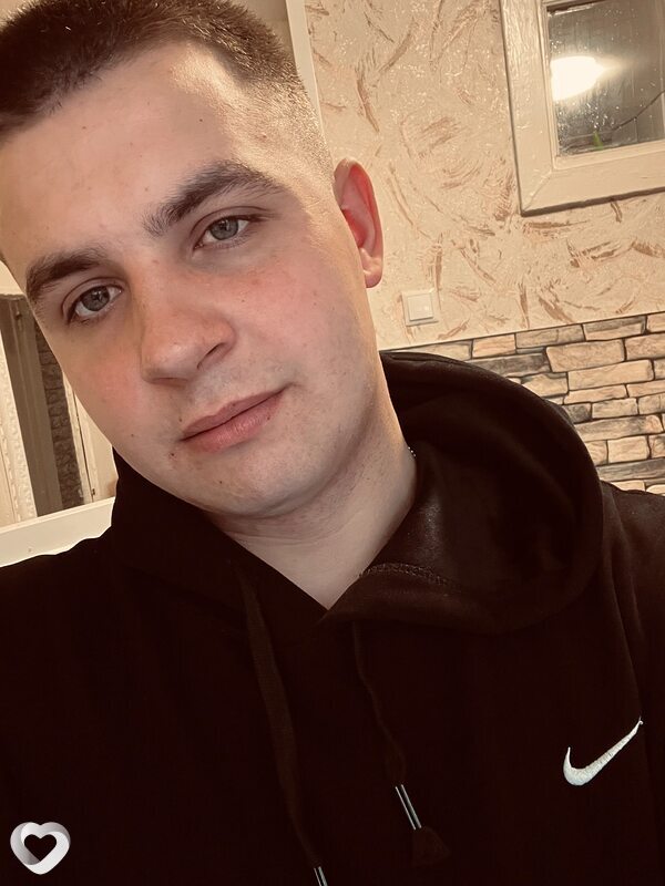 Денис, 22, Новосибирске — анкета №3309368