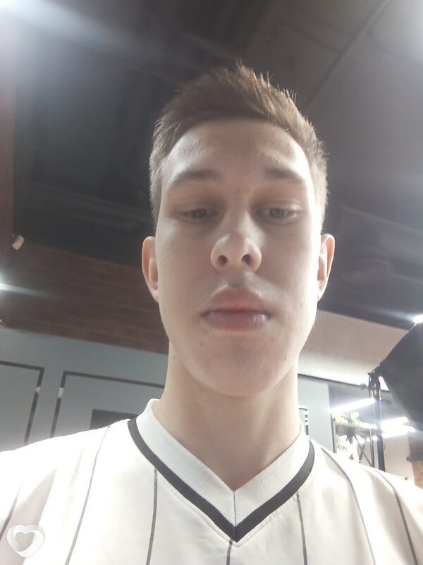Андрей, 18, Екатеринбурге — анкета №3310168