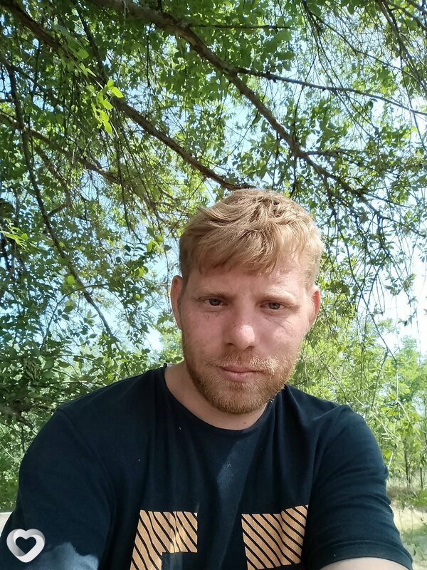 Максим, 33, Кривое Роге — анкета №3310143