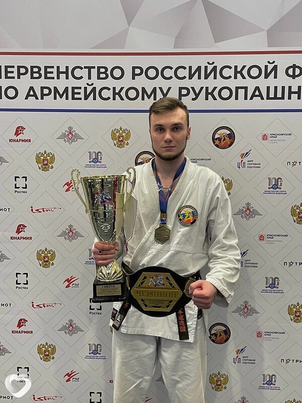 Роман, 22, Красноярске — анкета №3310275