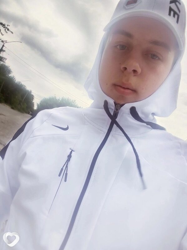 Евгений, 20, Барнауле — анкета №3310340
