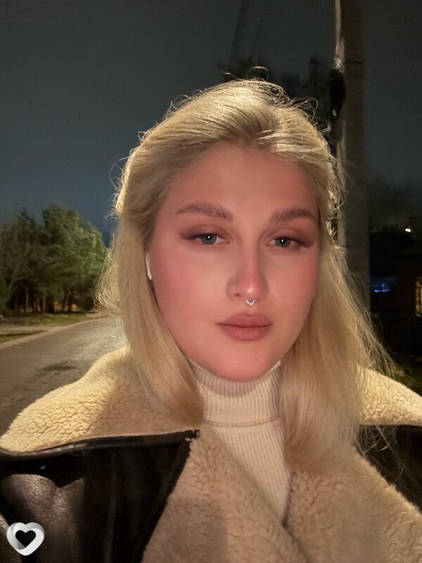 Анна, 22, Москве — анкета №3310399