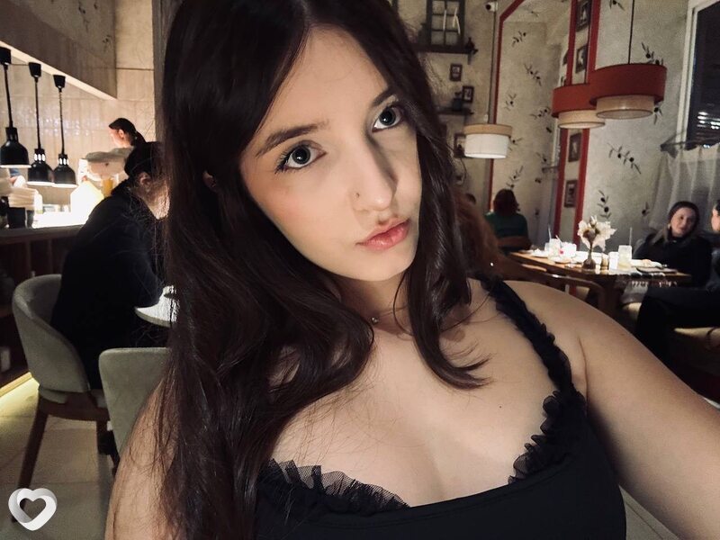 Арина, 19, Москве — анкета №3310420