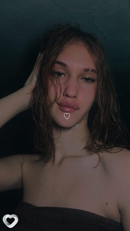 Вика, 19, Белогорске — анкета №3310563