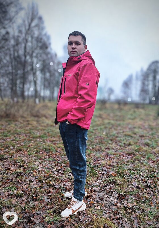 Максим, 28, Барановичах — анкета №3311092