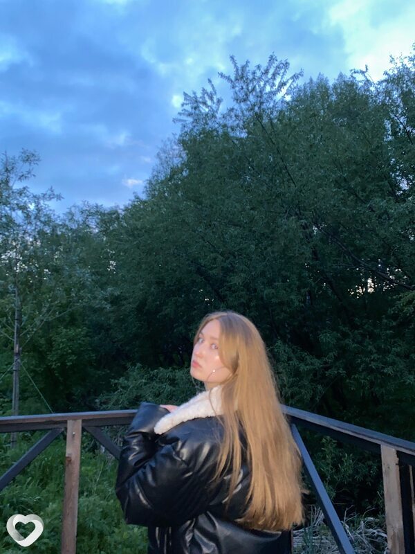 Алёна, 20, Новосибирске — анкета №3311759