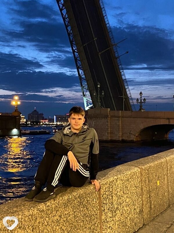 Артём, 20, Новосибирске — анкета №3311887