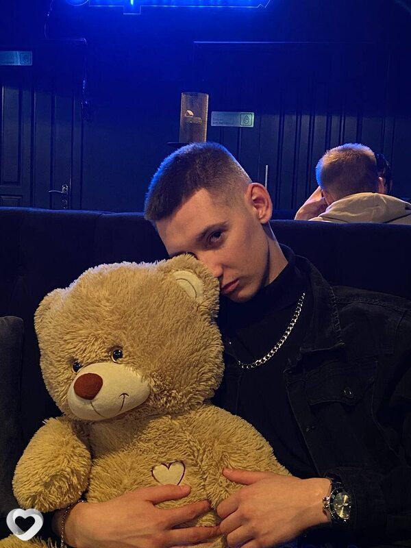 Artyom, 22, Архангельске — анкета №3312178