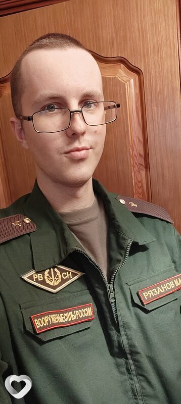 Максим, 26, Москве — анкета №3312675