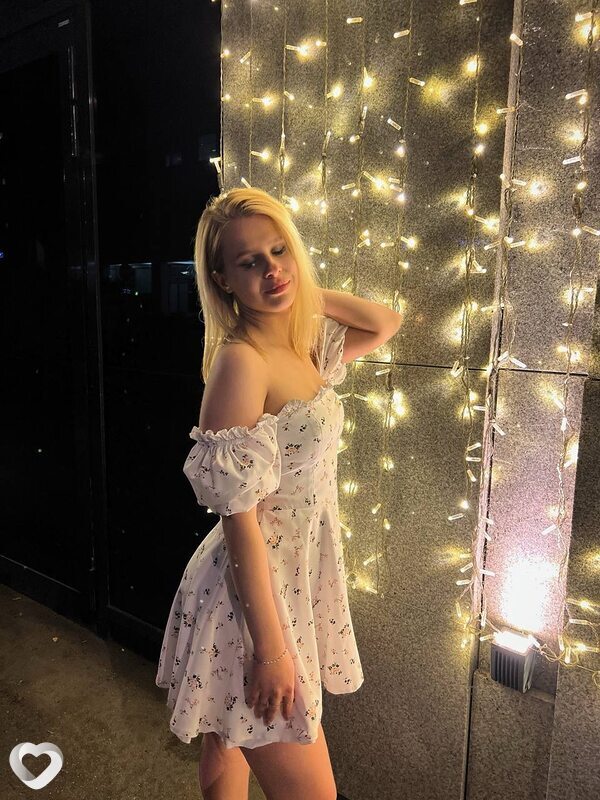 Анна, 22, Москве — анкета №3312708