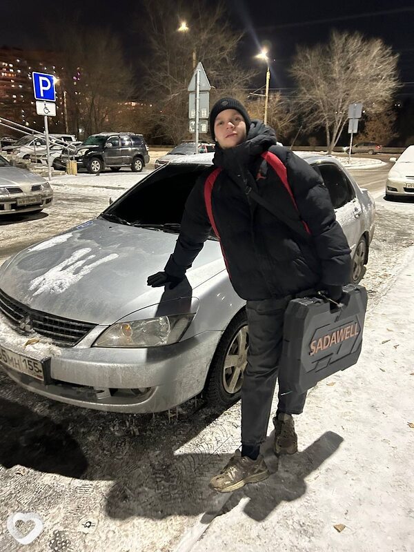 Кирилл, 21, Омске — анкета №3312668