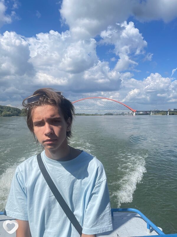 Дмитрий, 18, Новосибирске — анкета №3313068