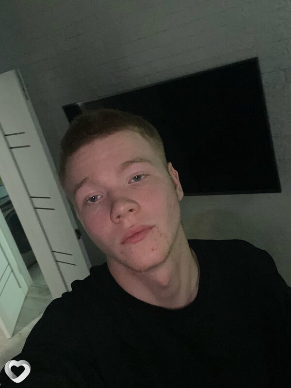 Кирилл, 18, Нефтеюганске — анкета №3313727