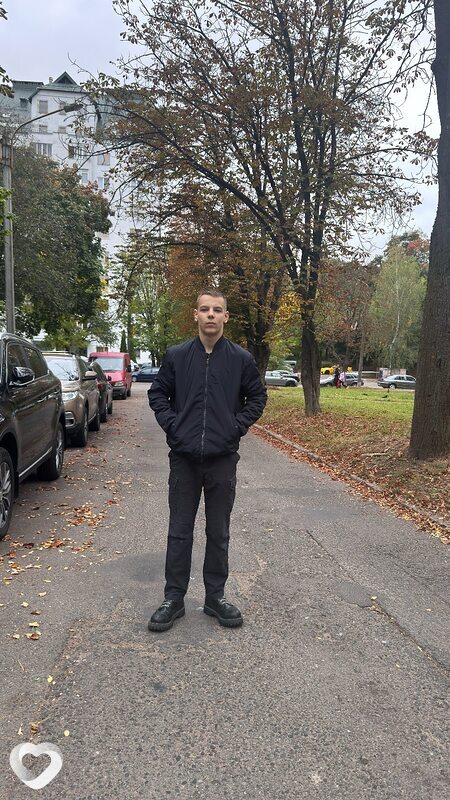 Ярослав, 19, Минске — анкета №3314641