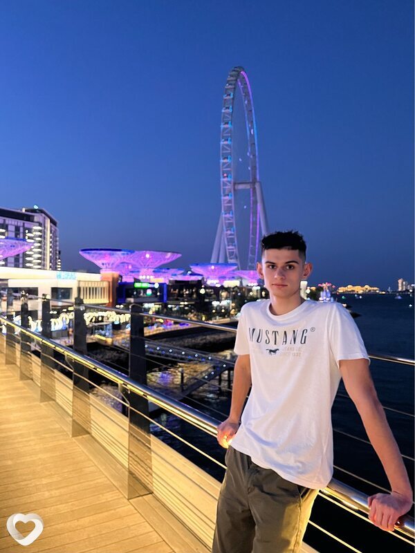 Кирилл, 21, Минске — анкета №3315127